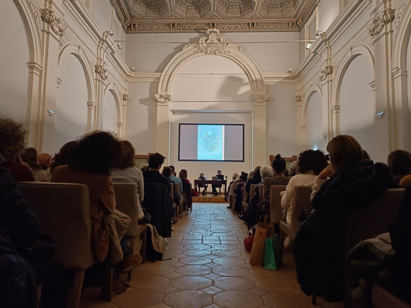 クリックすると拡大表示になります