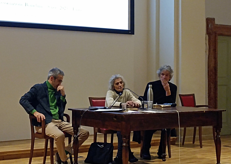 クリックすると拡大表示になります