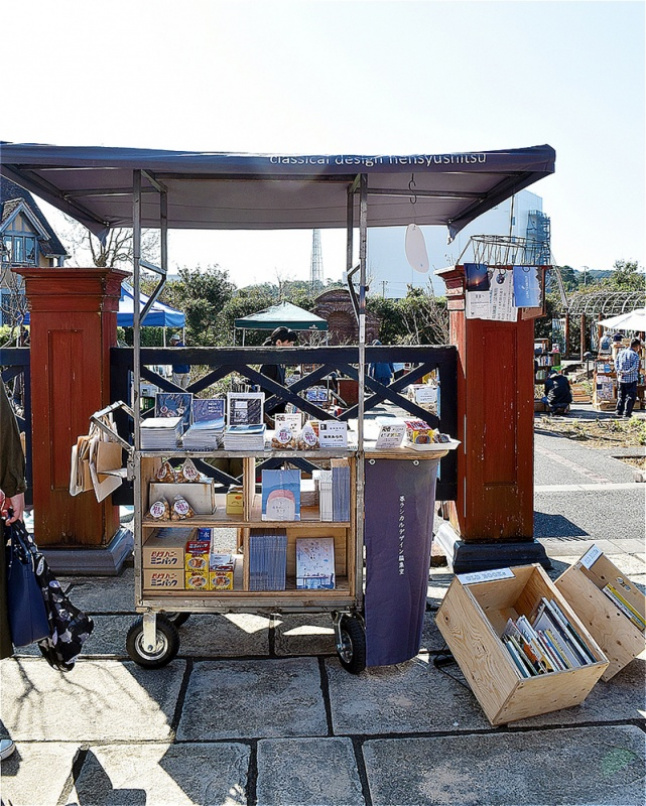 第11回 リヤカー屋台 商いという風景をつくる 上 第11回 リヤカー屋台 商いという風景をつくる 上 かもめの本棚 Online